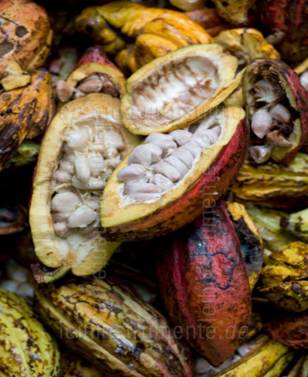 to article description / price Willie`s Cacao 100% - VENEZUELAN BLACK - CARENERO - 180g block for grating