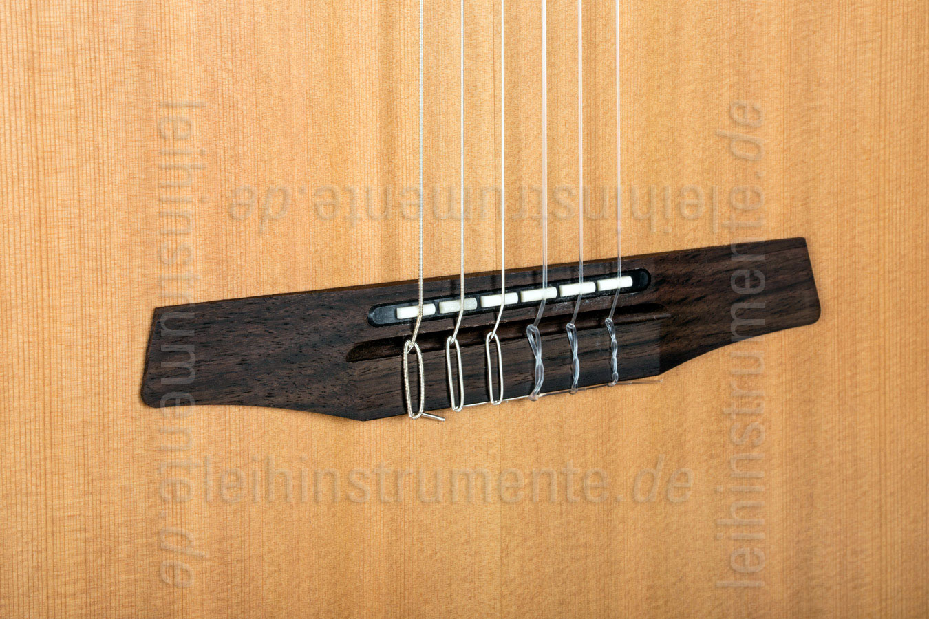 to article description / price Spanish Crossover Guitar CAMPS CW1 - solid cedar top